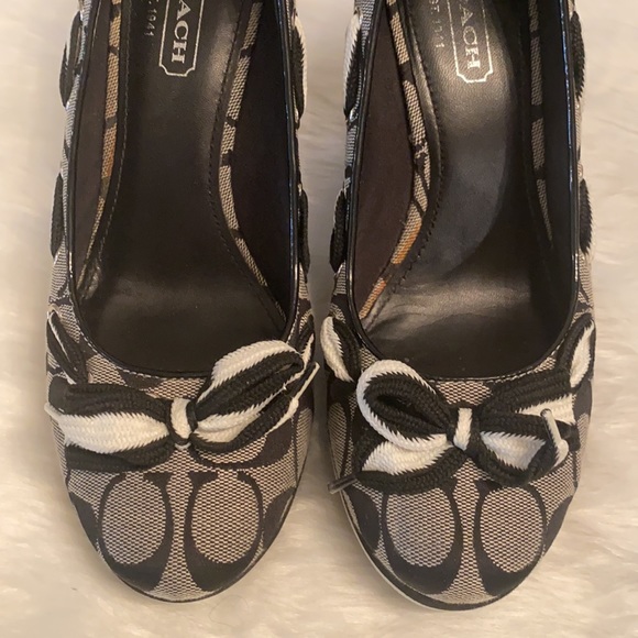 Coach black and white wedges 8.5 - Picture 4 of 5